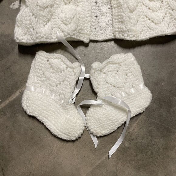 Hand Crocheted Baby Doll Outfit Sweater Diaper Cover Booties Hat Lot - Picture 5 of 9